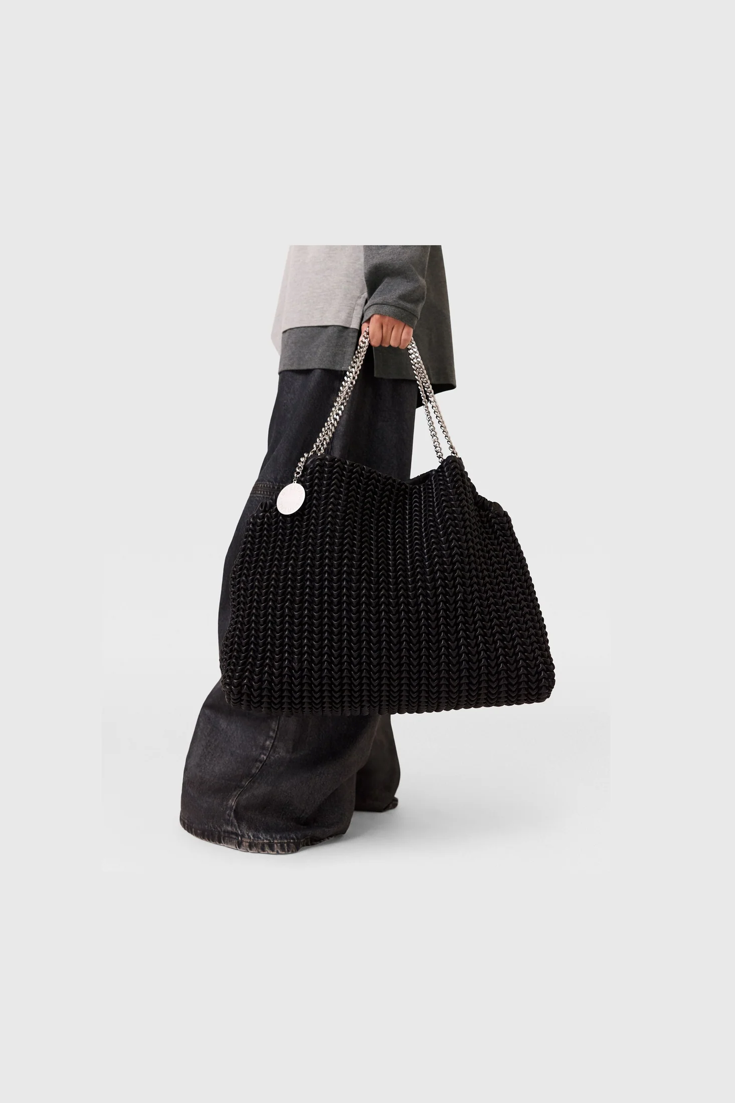 Bolso Tote Falabella Drawstring Embroidery On Alter Mat - Image 3