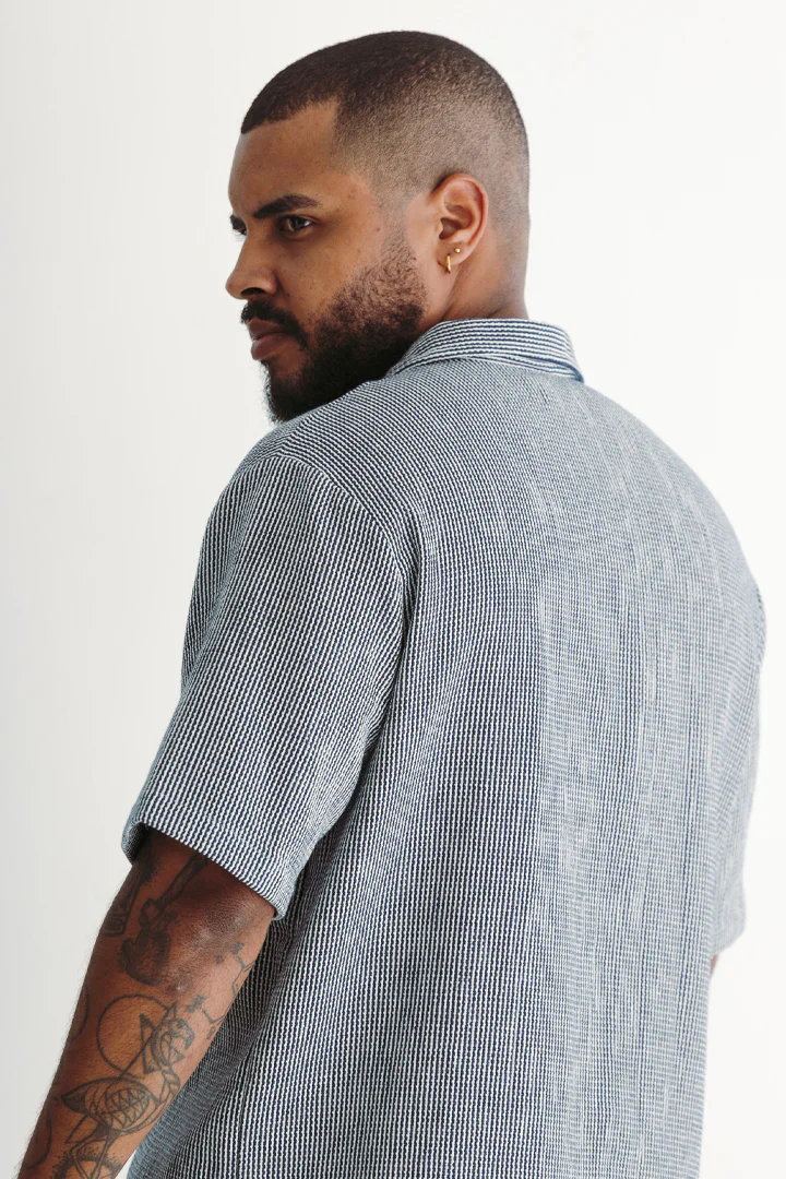 Camisa Tejida Rayas Azul y Blanco - Image 3