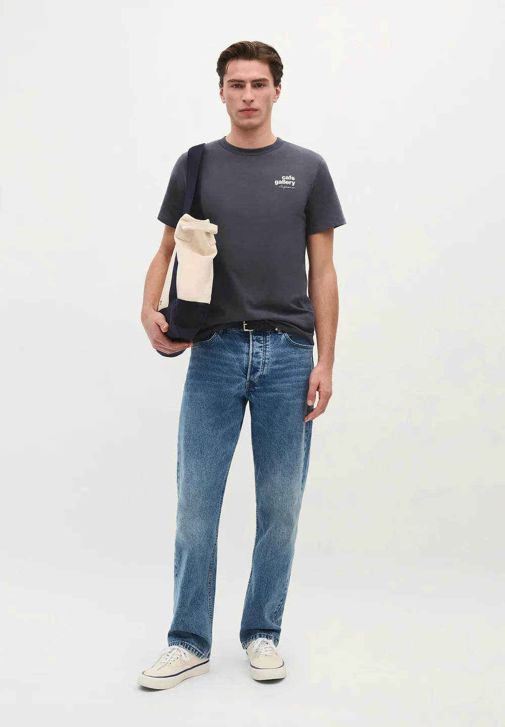 T-Shirt Cafe Gallery Tee - Image 2