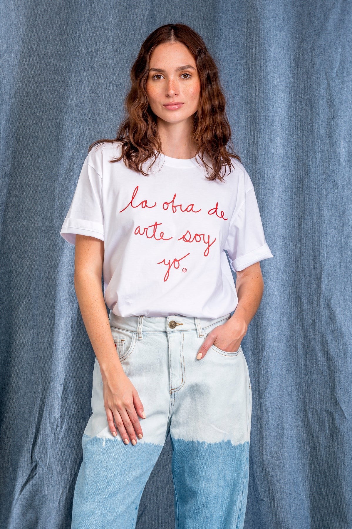 T-Shirt Clasica Lodasy Letras Rojas - Image 3
