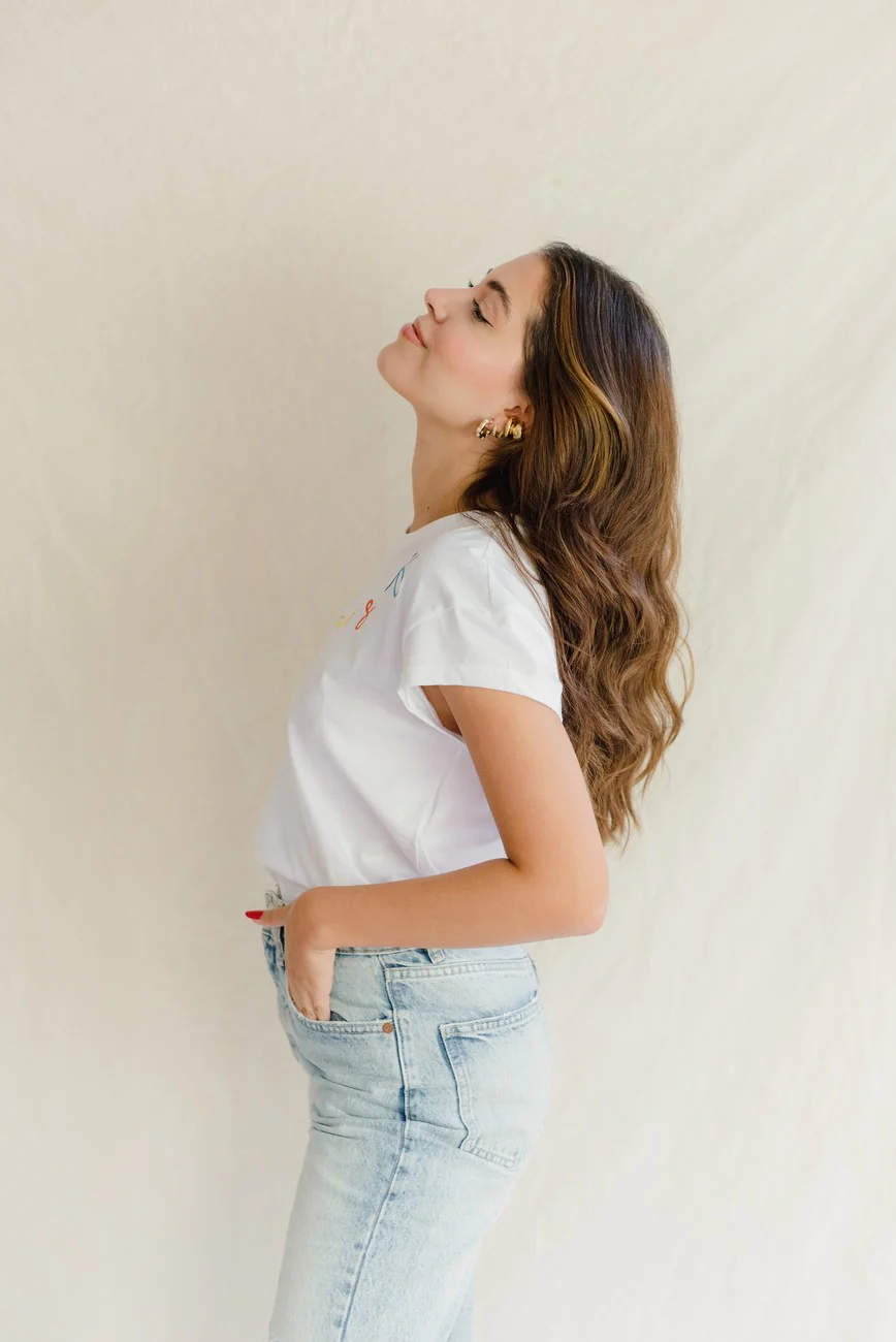 T-Shirt Love Yourself Arcoiris - Image 2