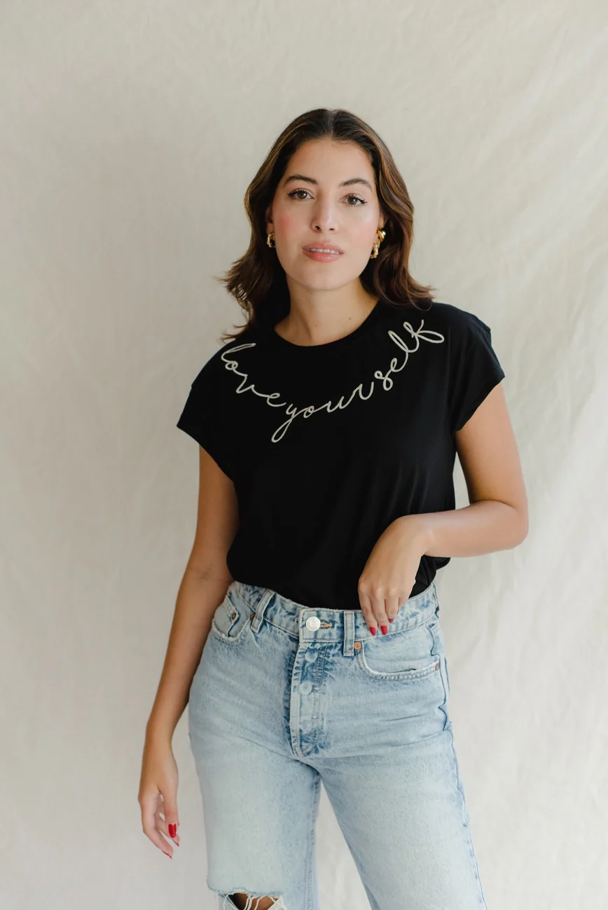 T-Shirt Love Yourself Black