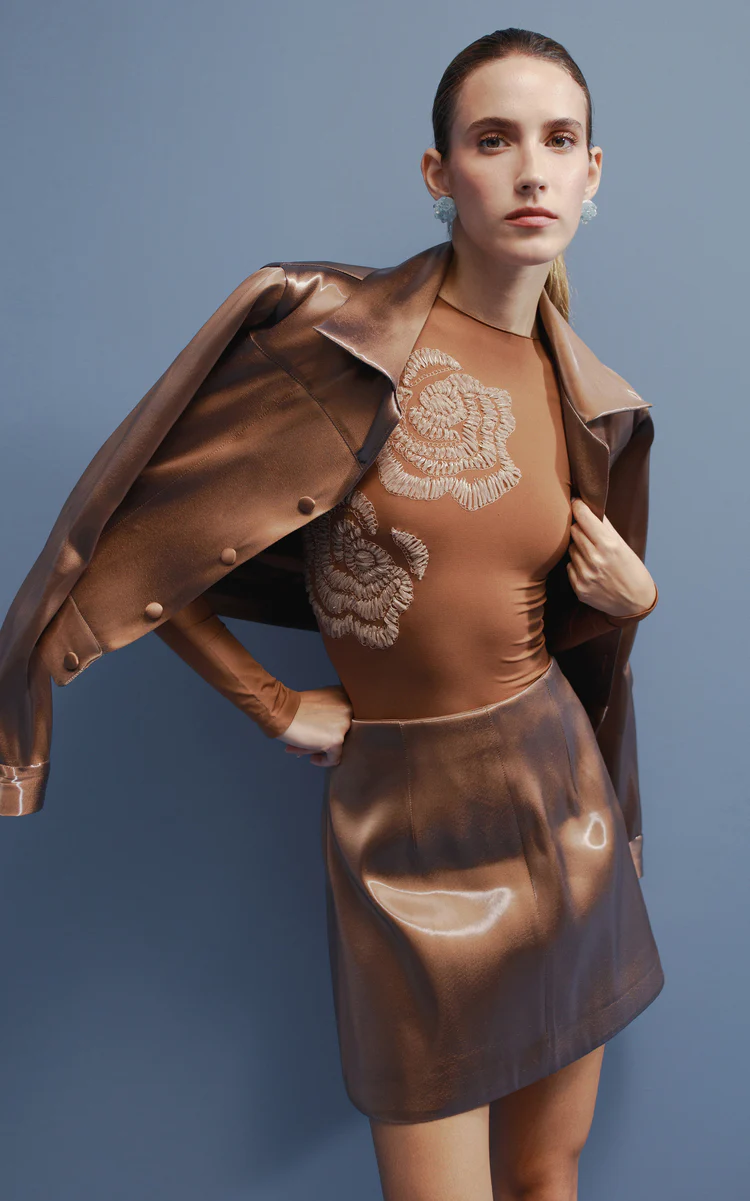 Chaqueta Thar Liquid - Image 3