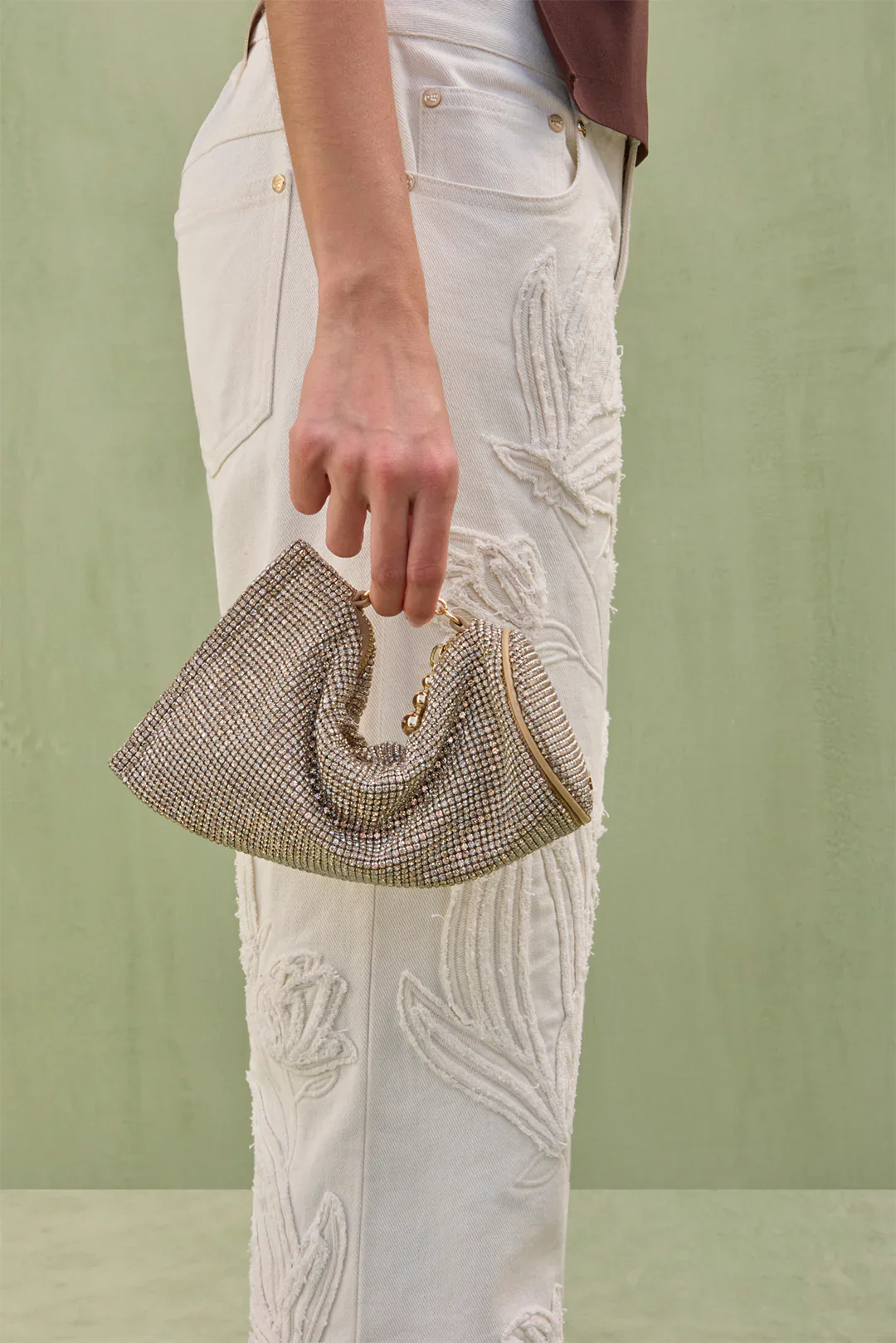 Cluth Viera Wristlet - Image 5