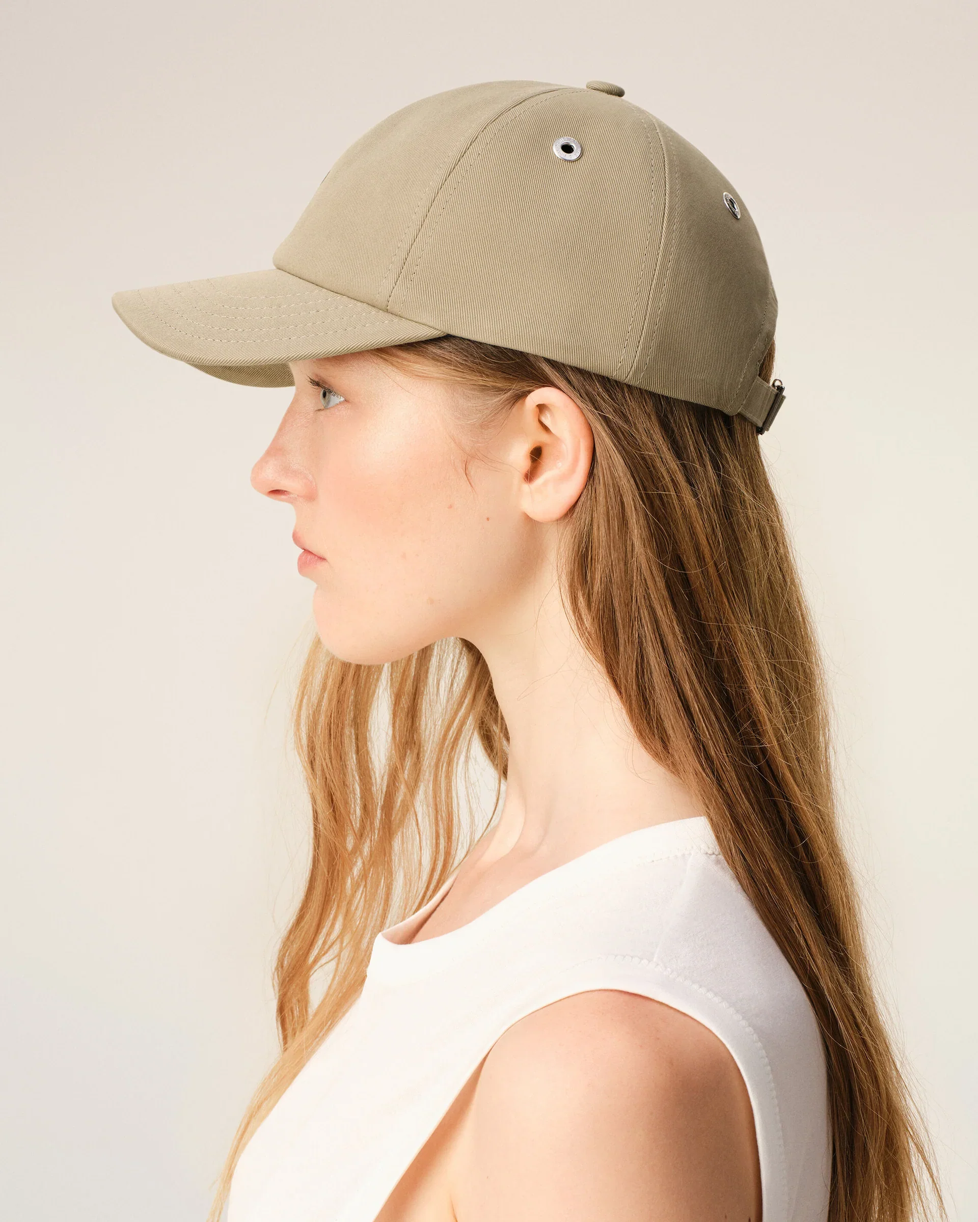 Gorra Con Bordado Ami De Coeur De Algodón Beige - Image 4