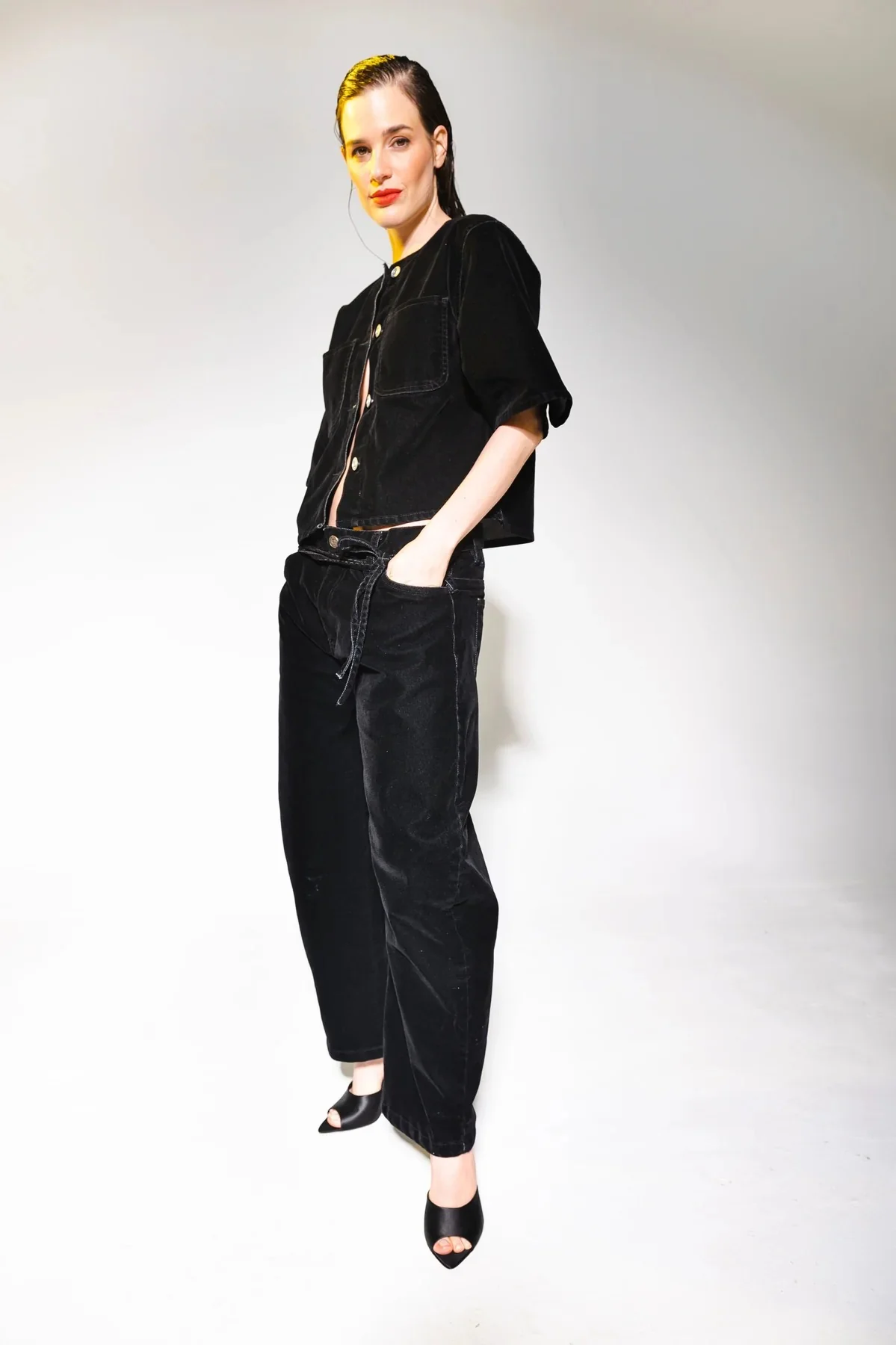 Jeans Denim Terciopelo Negro - Image 3