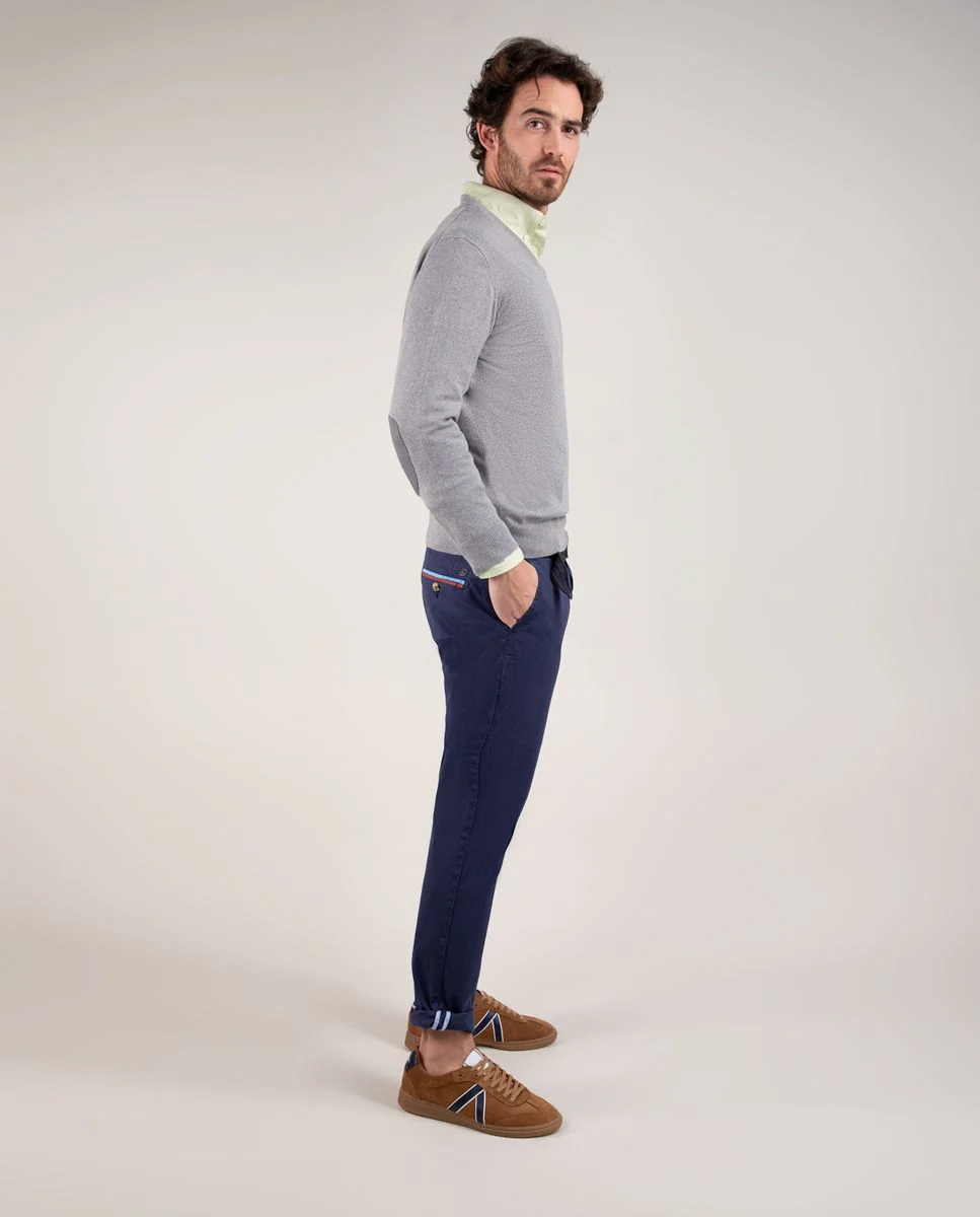 Jersey Cuello Pico Coderas Gris - Image 4