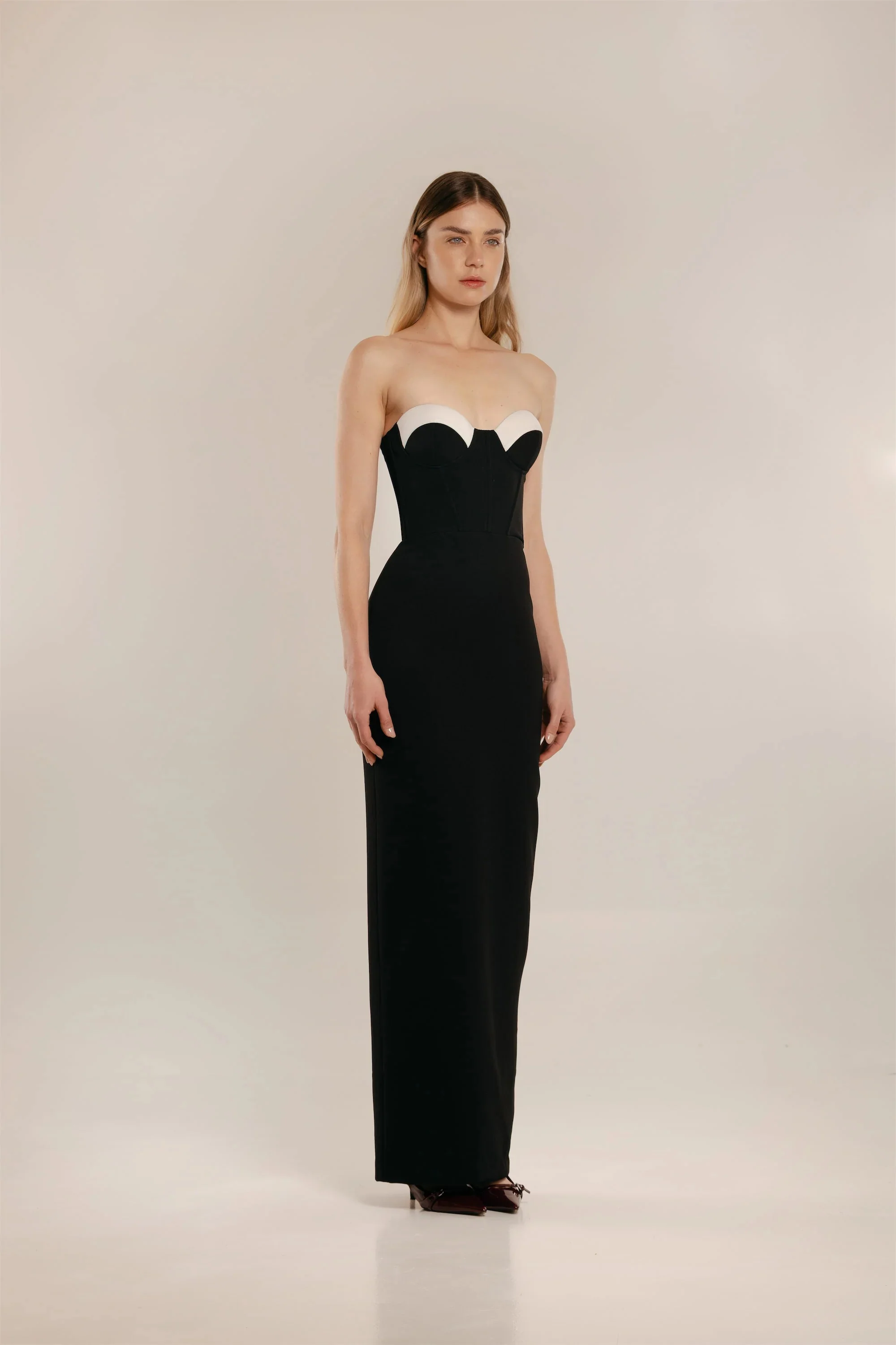 Maxi Vestido Cardenal - Image 2