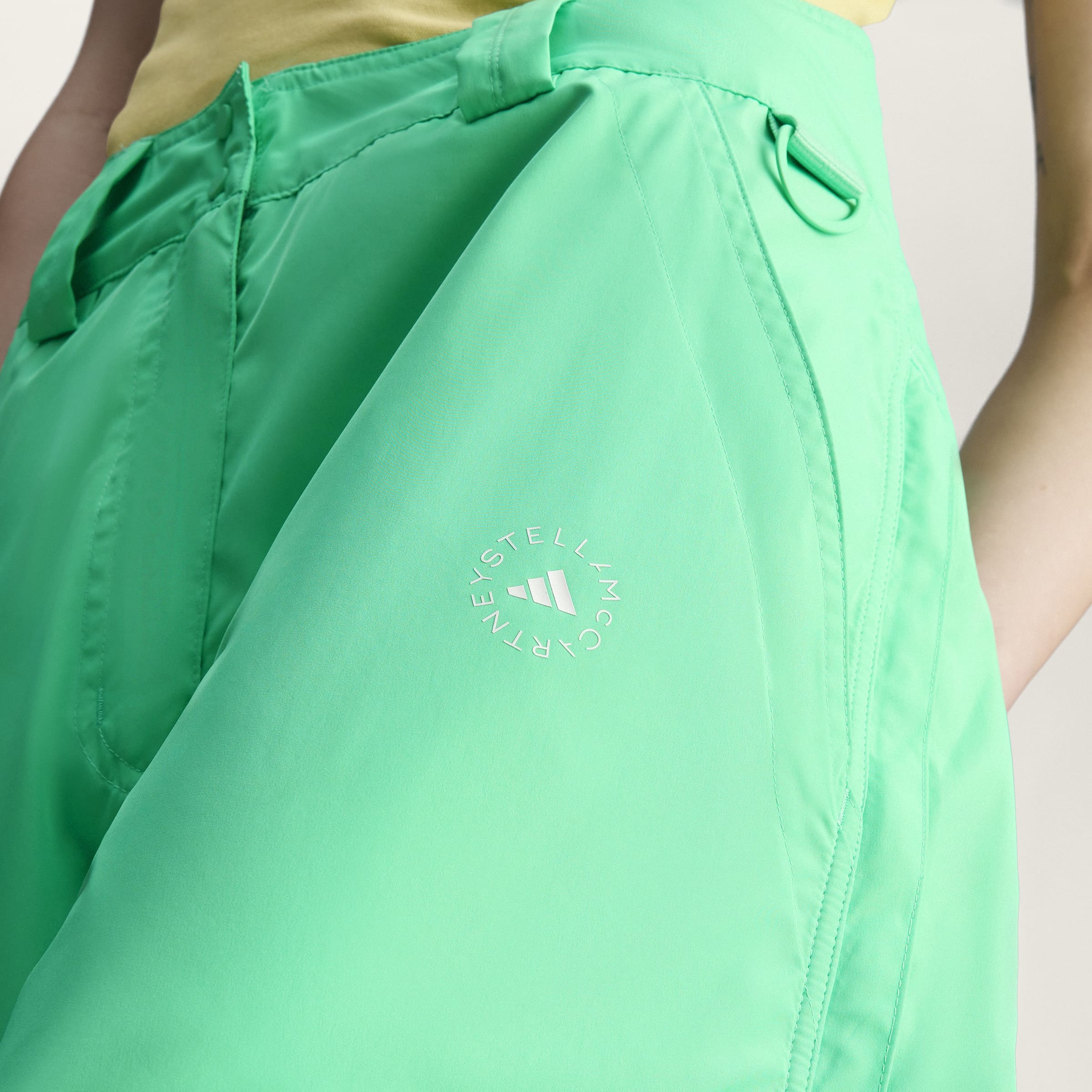 Pantalón Adidas by SMC Woven Tp - Image 5