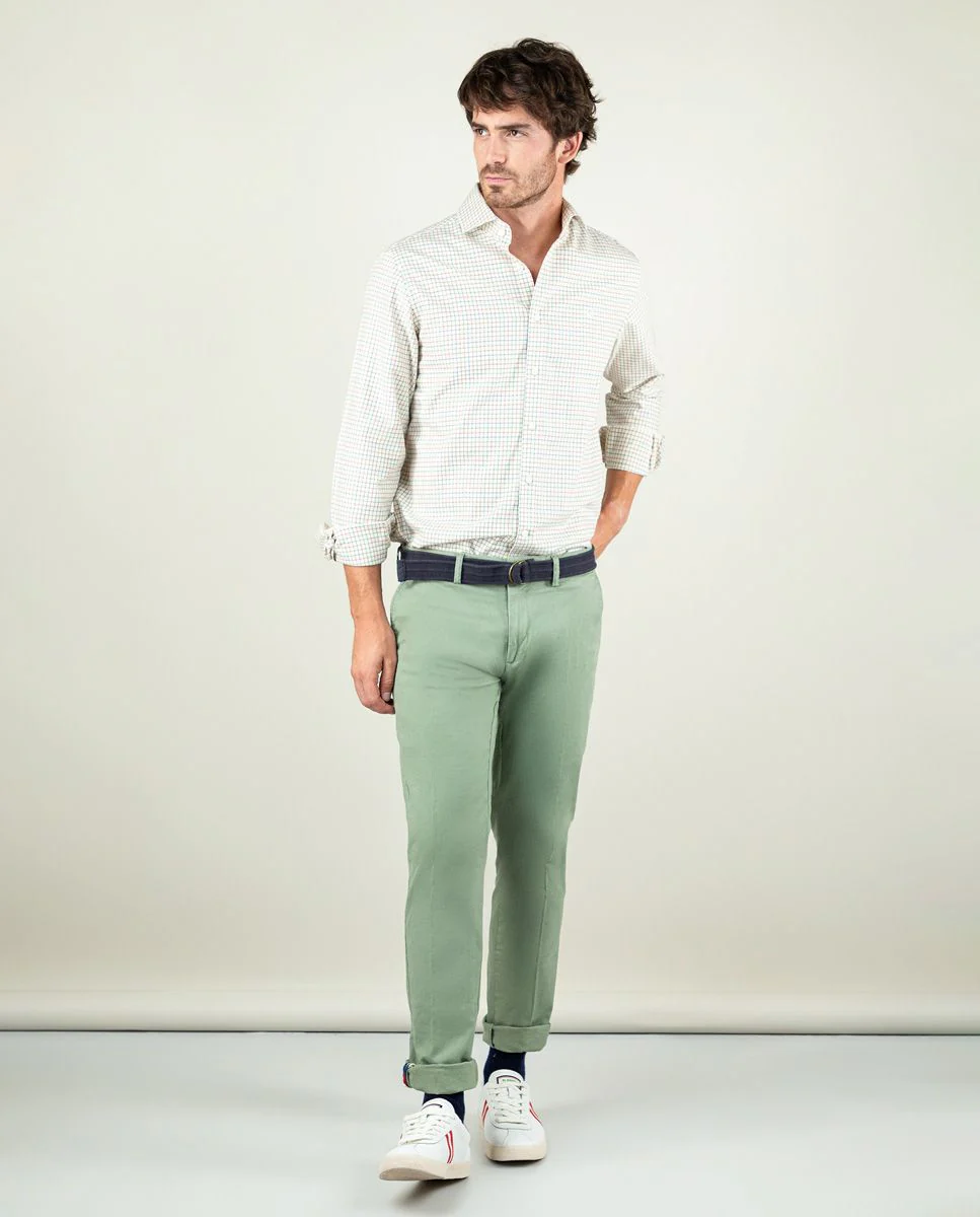 Pantalón Chino Básico - Image 2