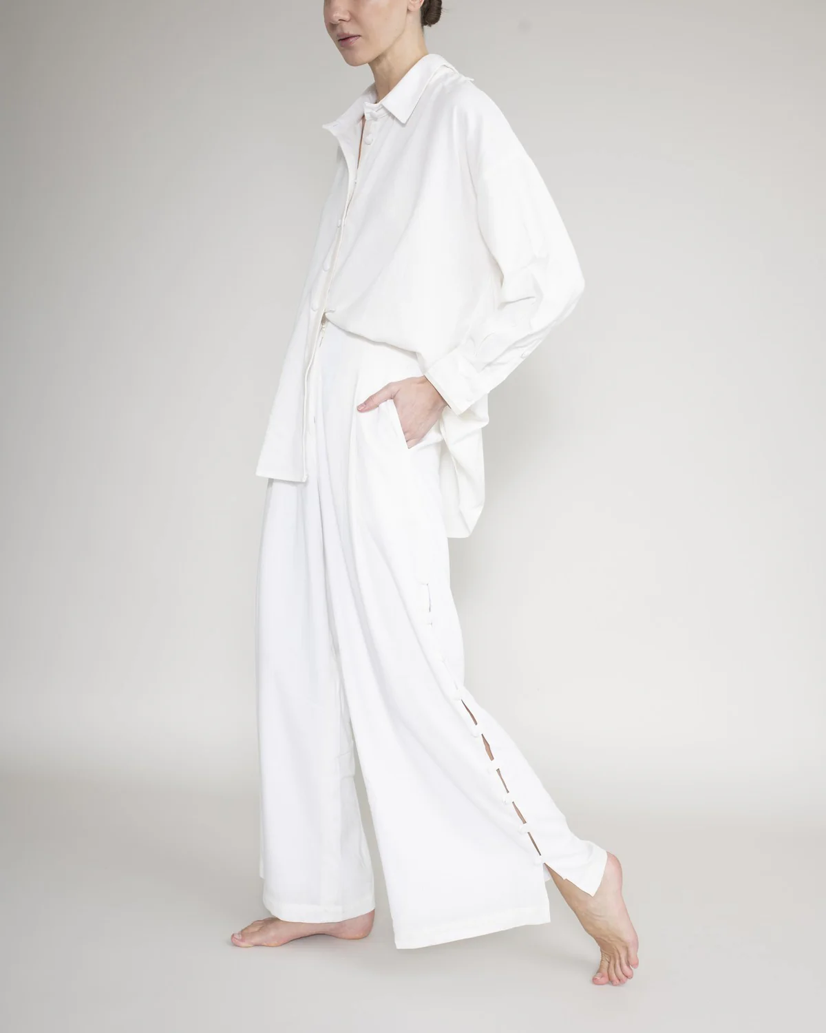 Pantalon Con Abertura - Image 4