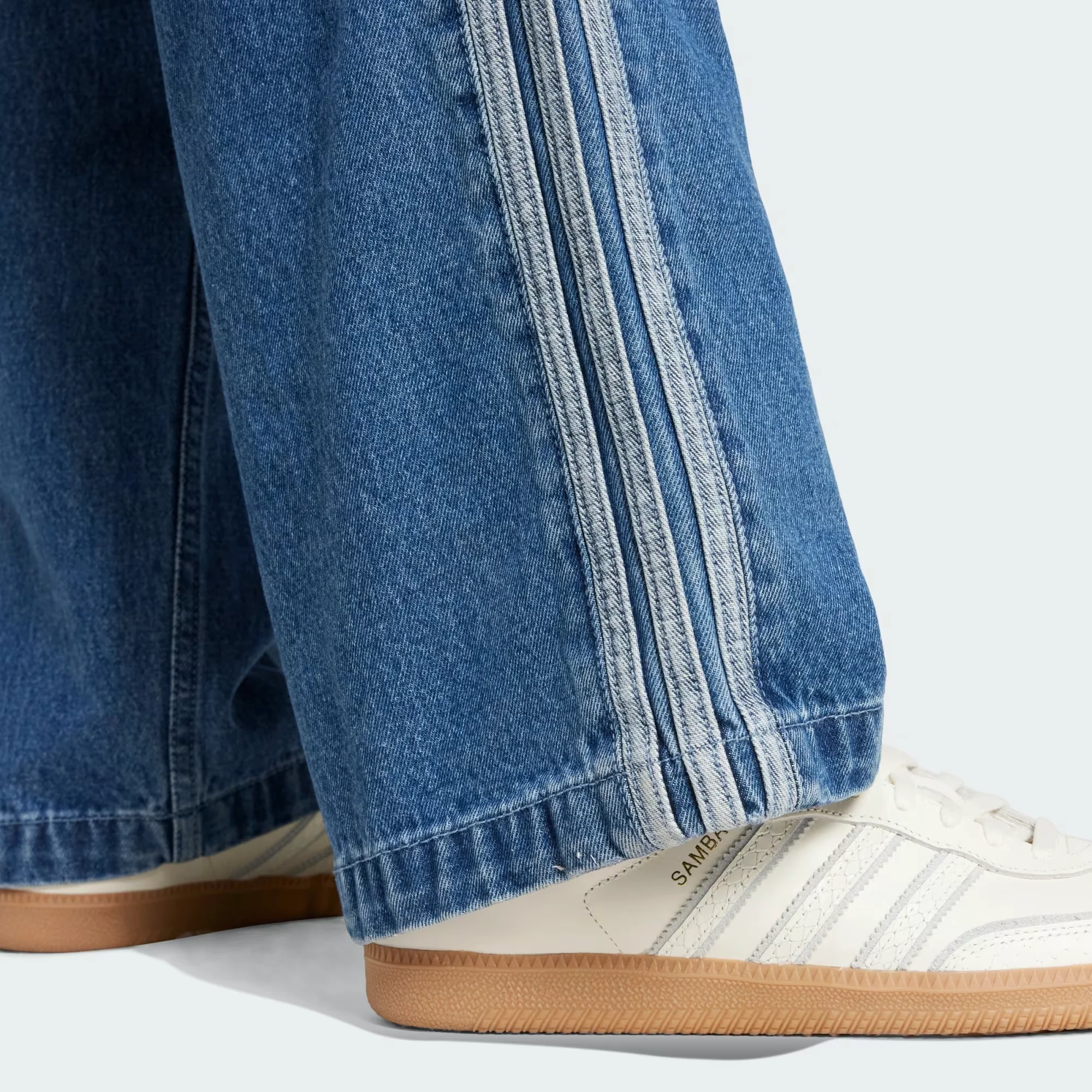 Pantalón Firebird Adicolor Denim - Image 3