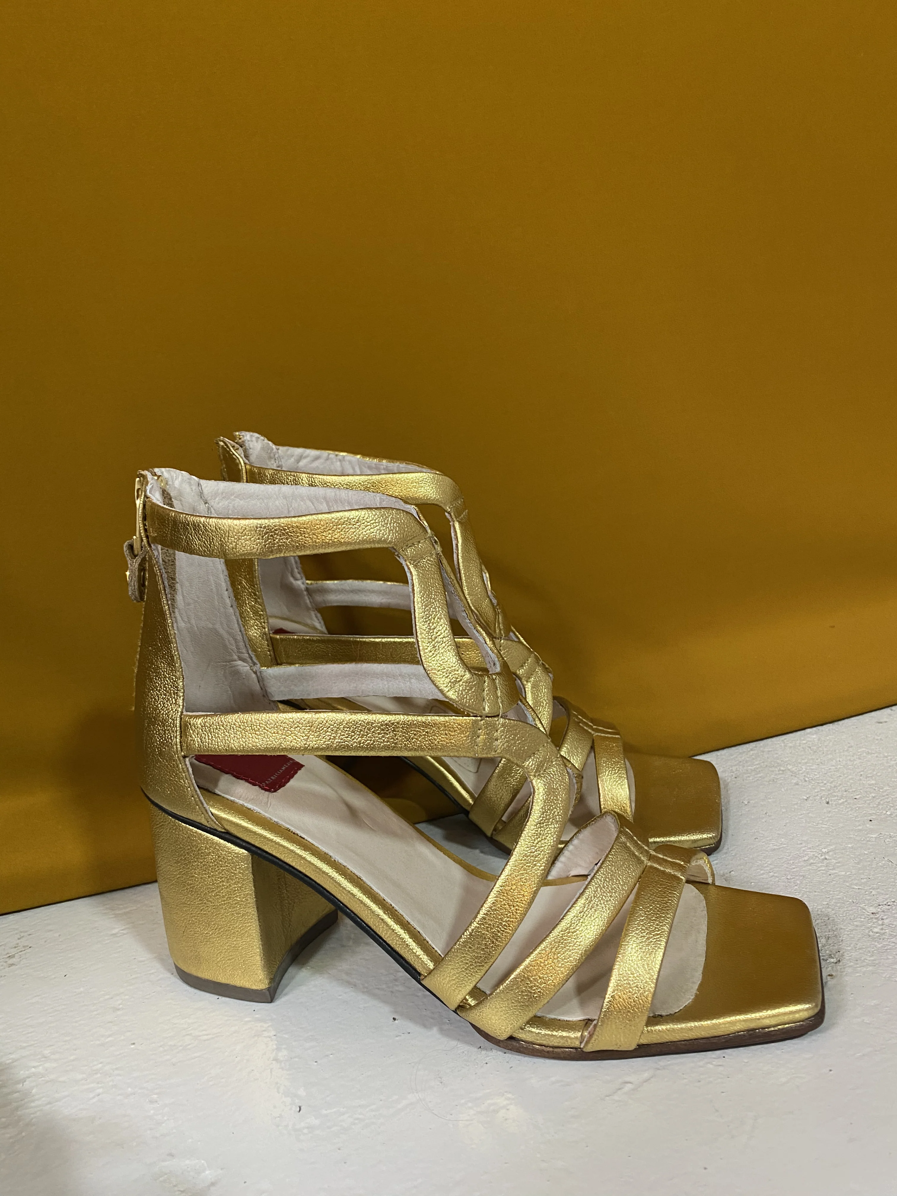Sandalia Tallos Dorado Mp