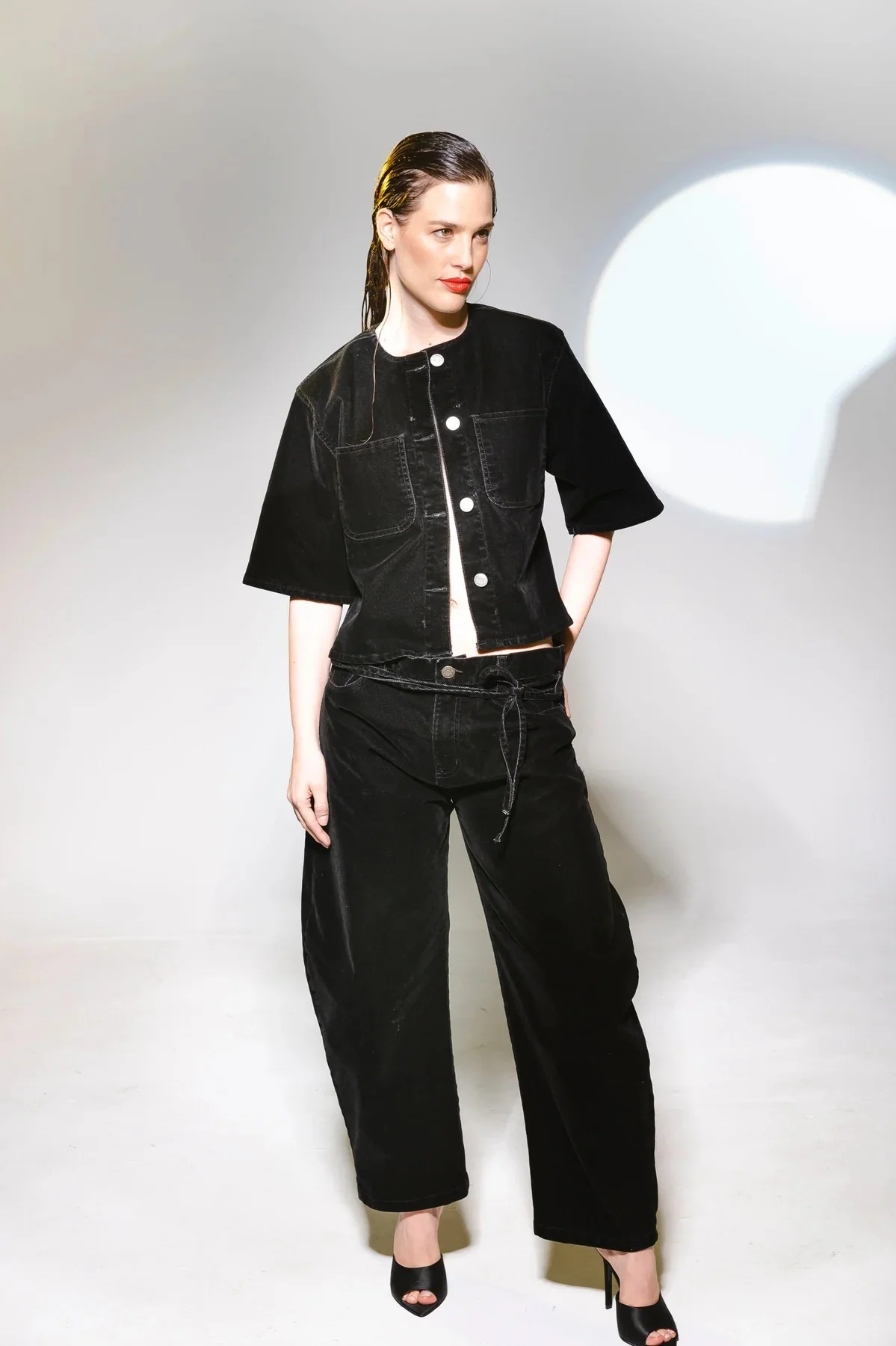 Sobrecamisa Terciopelo Negro - Image 4