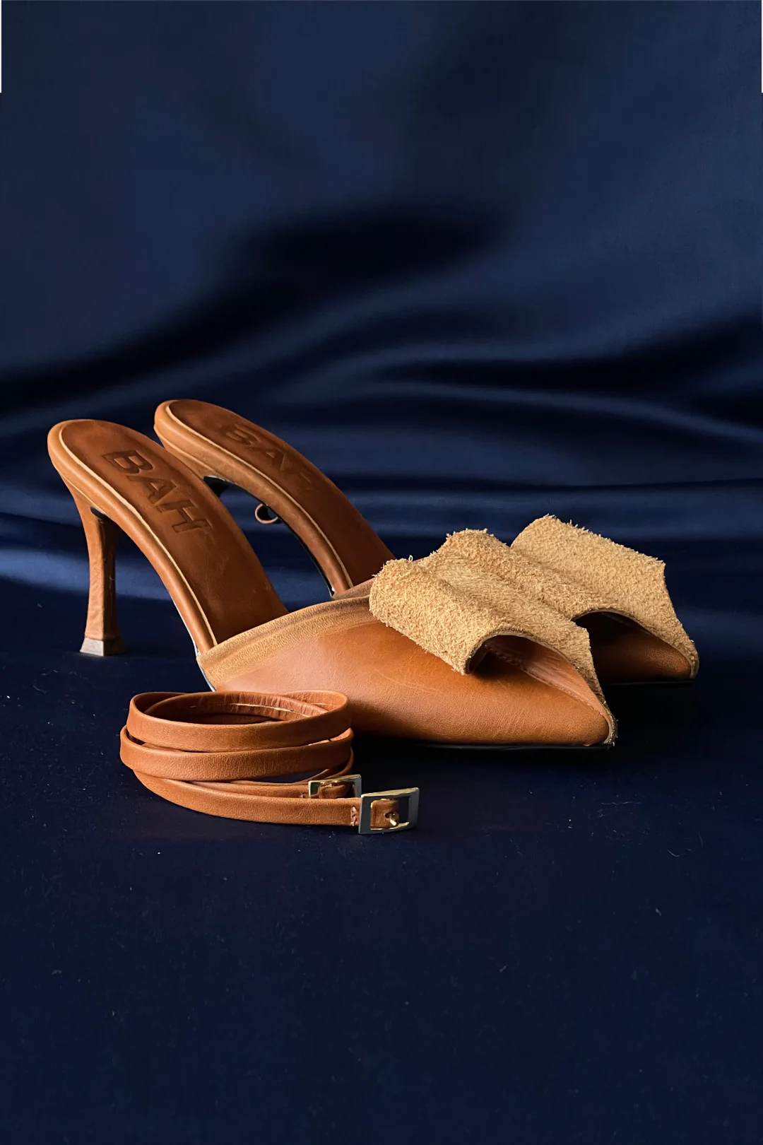 Tacón Strap Cognac Envejecido - Image 4