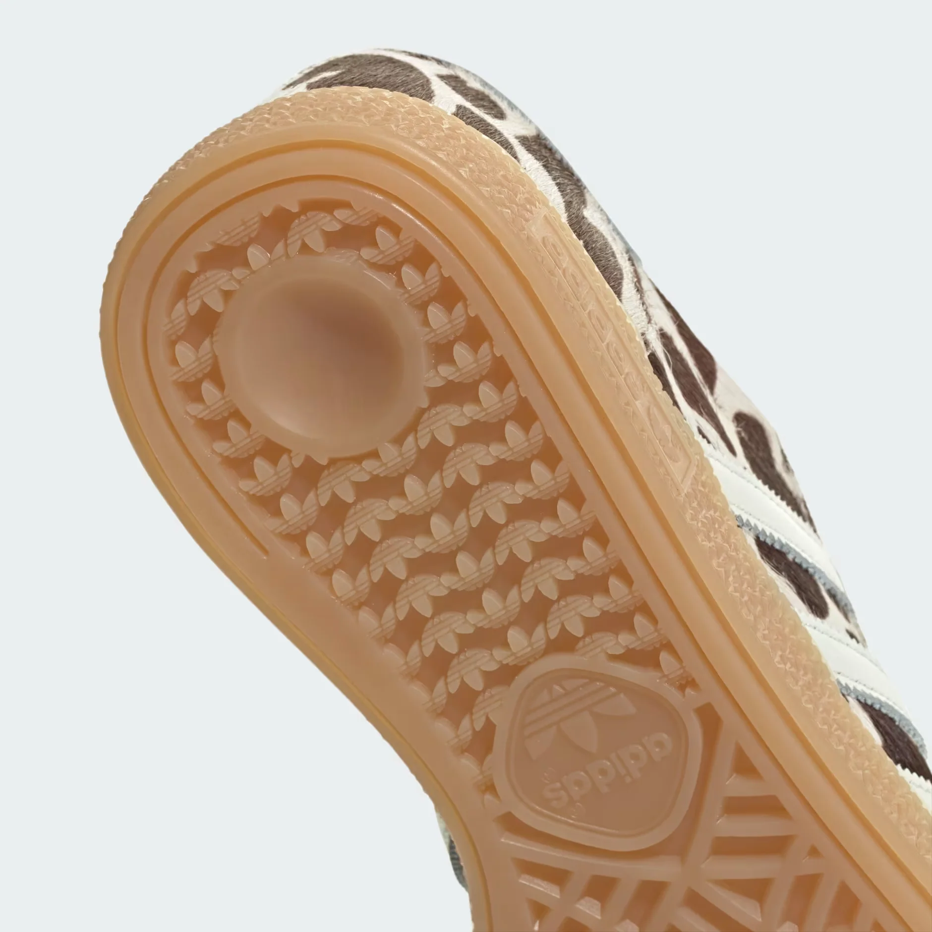 Tenis Adidas Handball Spezial Giraffe Print Mujer - Image 9