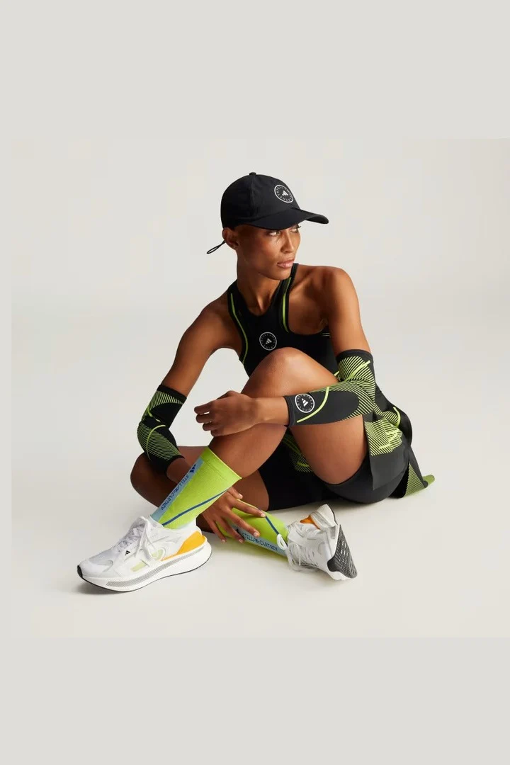 Tenis Adidas Ultraboost 5 Mujer - Image 9