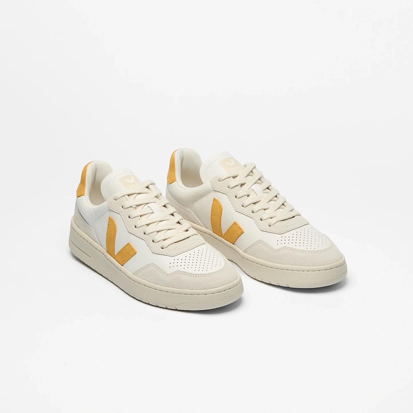 Tenis Veja De Hombre V-90 Leather White Safran - Image 2