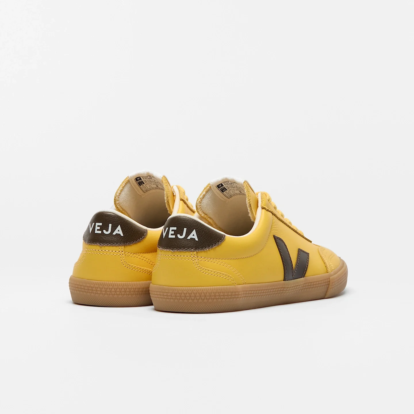 Tenis Veja De Hombre Volley Leather Sunshine Eagle Natural - Image 3