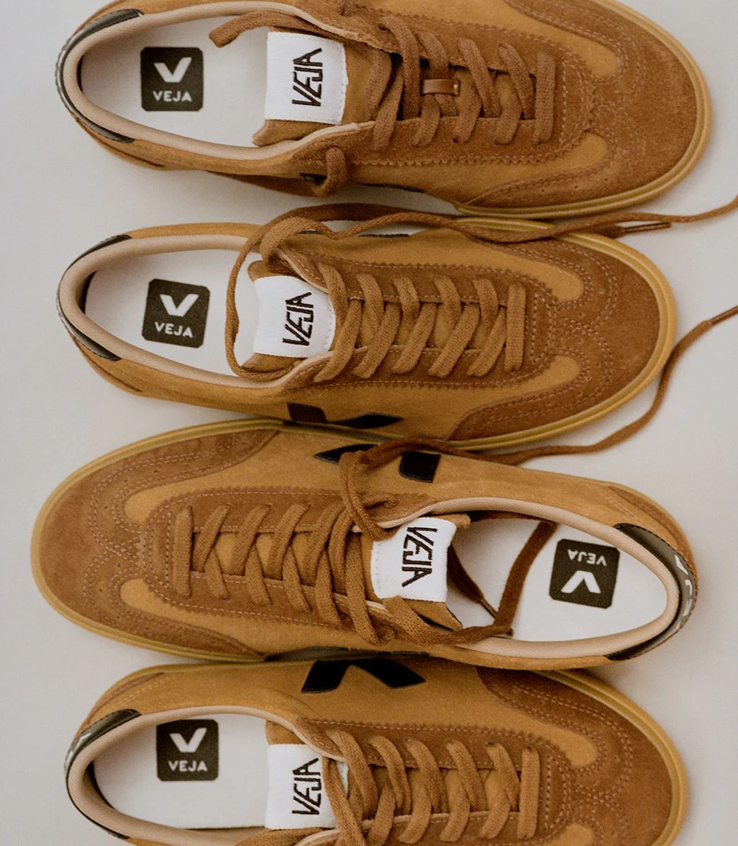 Tenis Veja de Hombre Volley Suede Camel - Image 2
