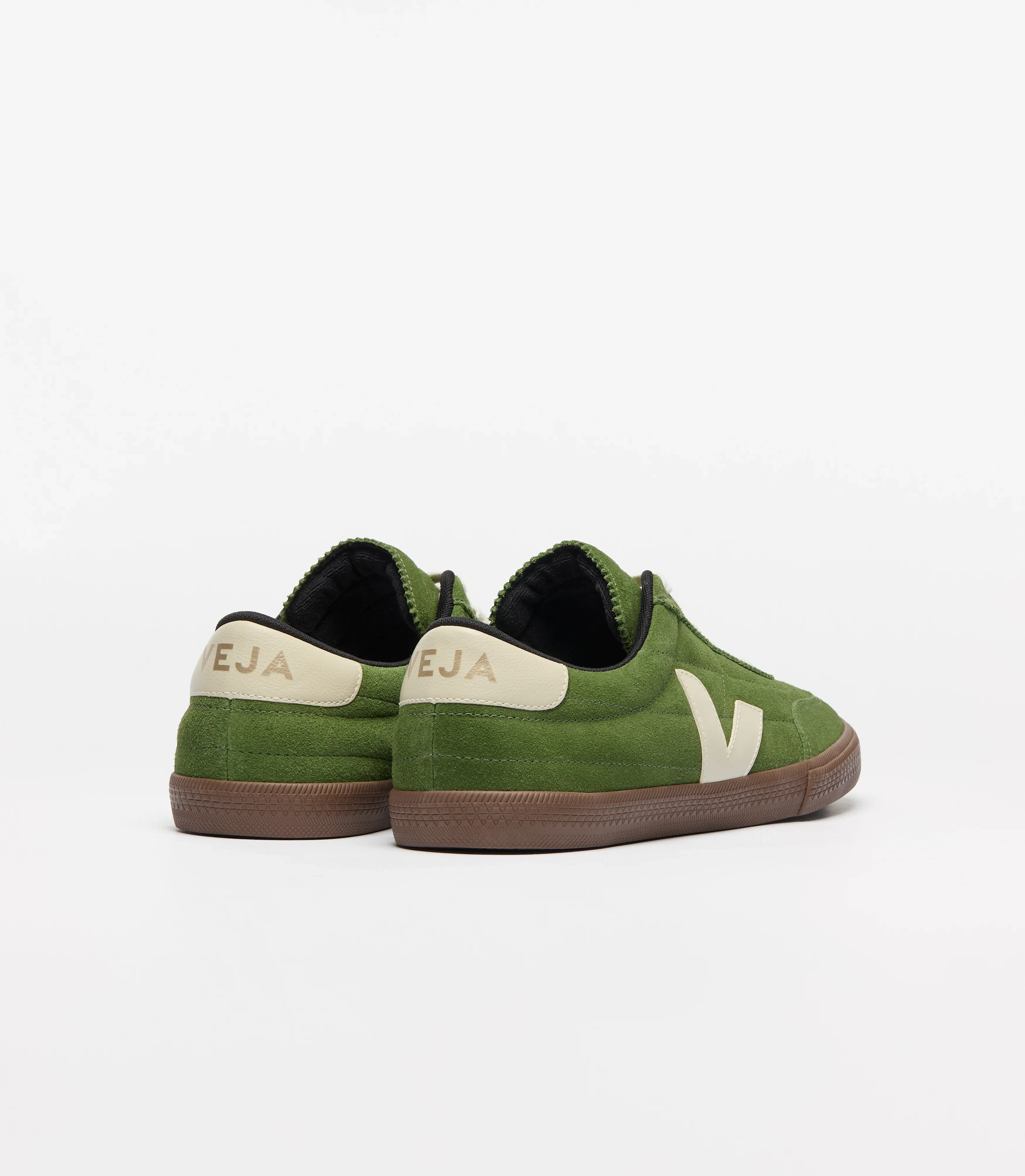 Tenis Veja De Mujer Panenka Suede Militar Pierre Bark - Image 3