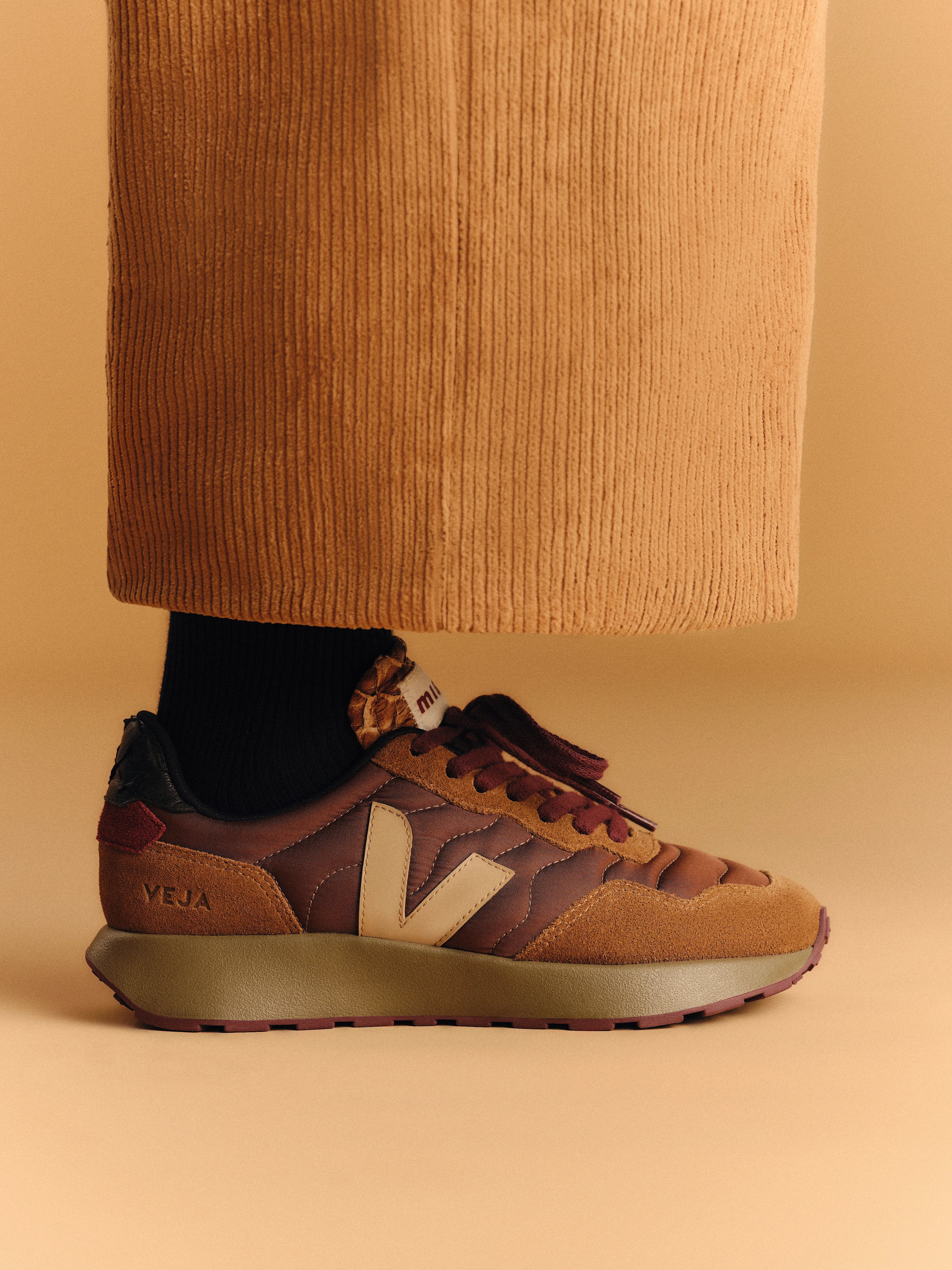 Tenis Veja De Mujer Paulistana Nolyn Veja X Misci Nogal - Image 4