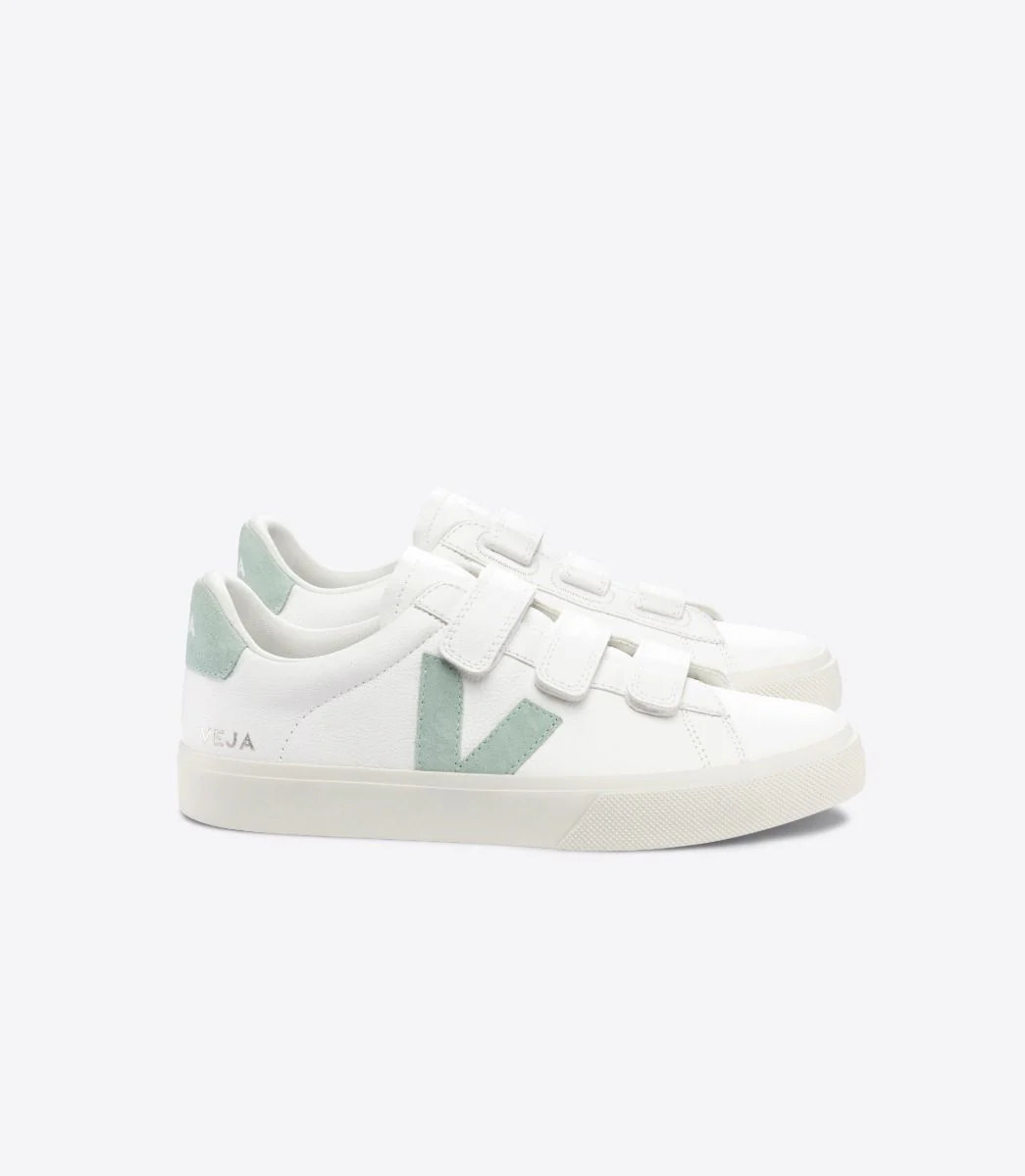 Tenis Veja de Mujer Recife Logo