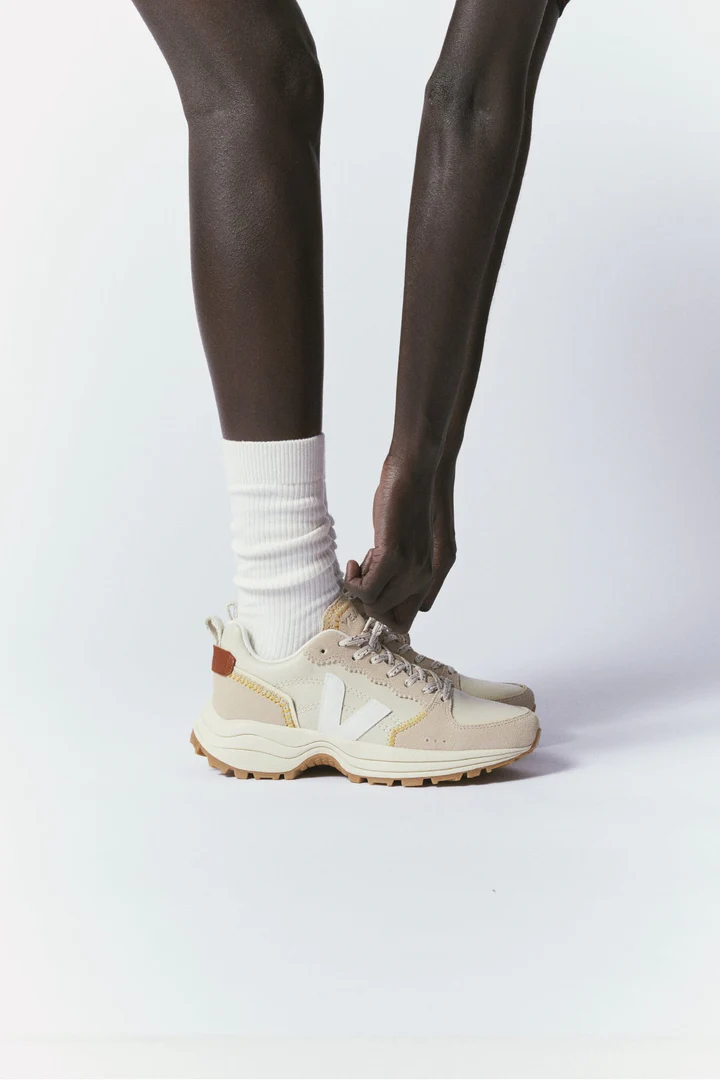 Tenis Veja de Mujer X Bimba y Lola Venturi II - Image 6