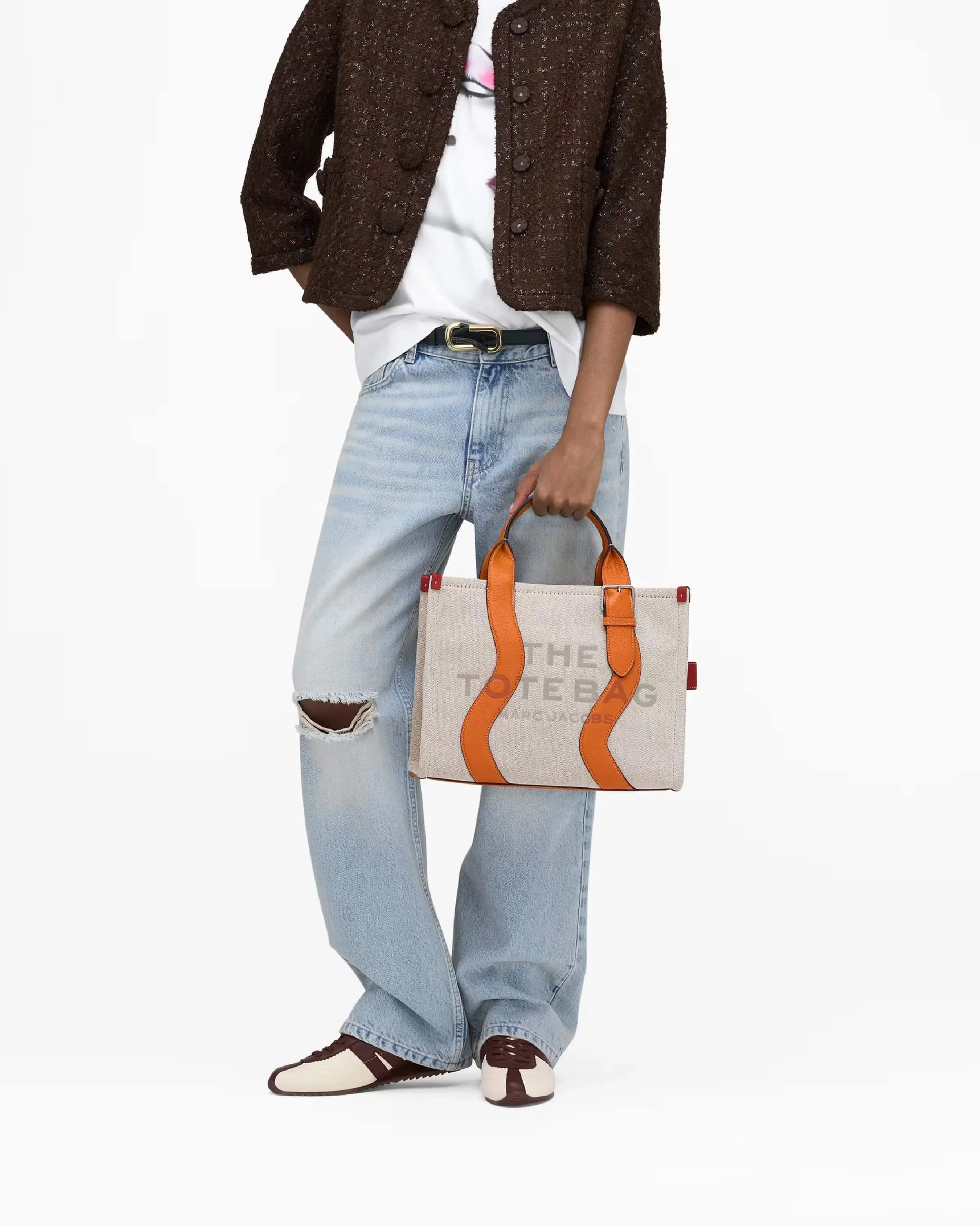 The Wavy Canvas Medium Tote Bag - Image 3