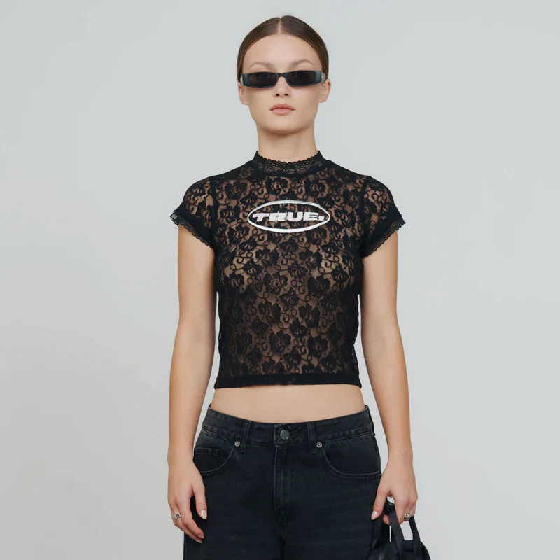 Top De Bebé Con Encaje Floral Negra - Image 2
