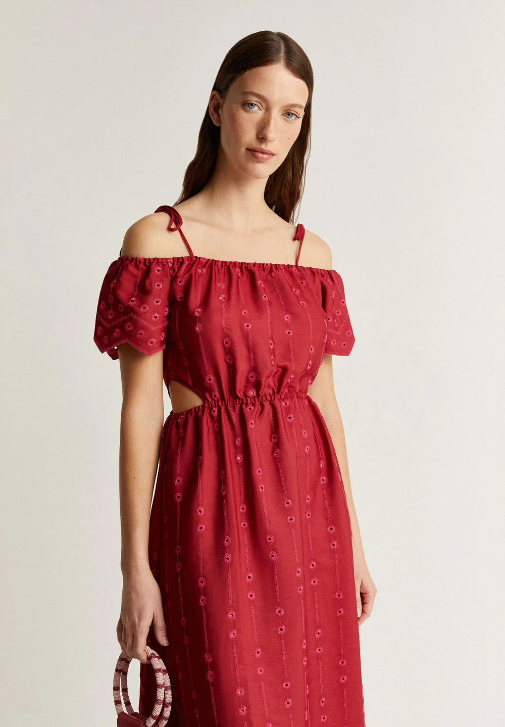 Vestido Satin Offshoulder - Image 3