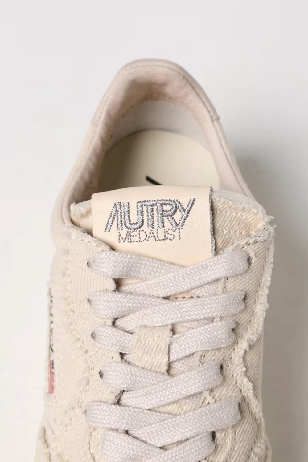 Tenis Medalist Low Denim Mujer - Image 4
