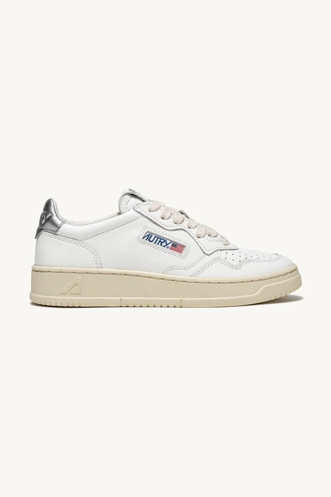 Tenis Medalist Low Leat Mujer