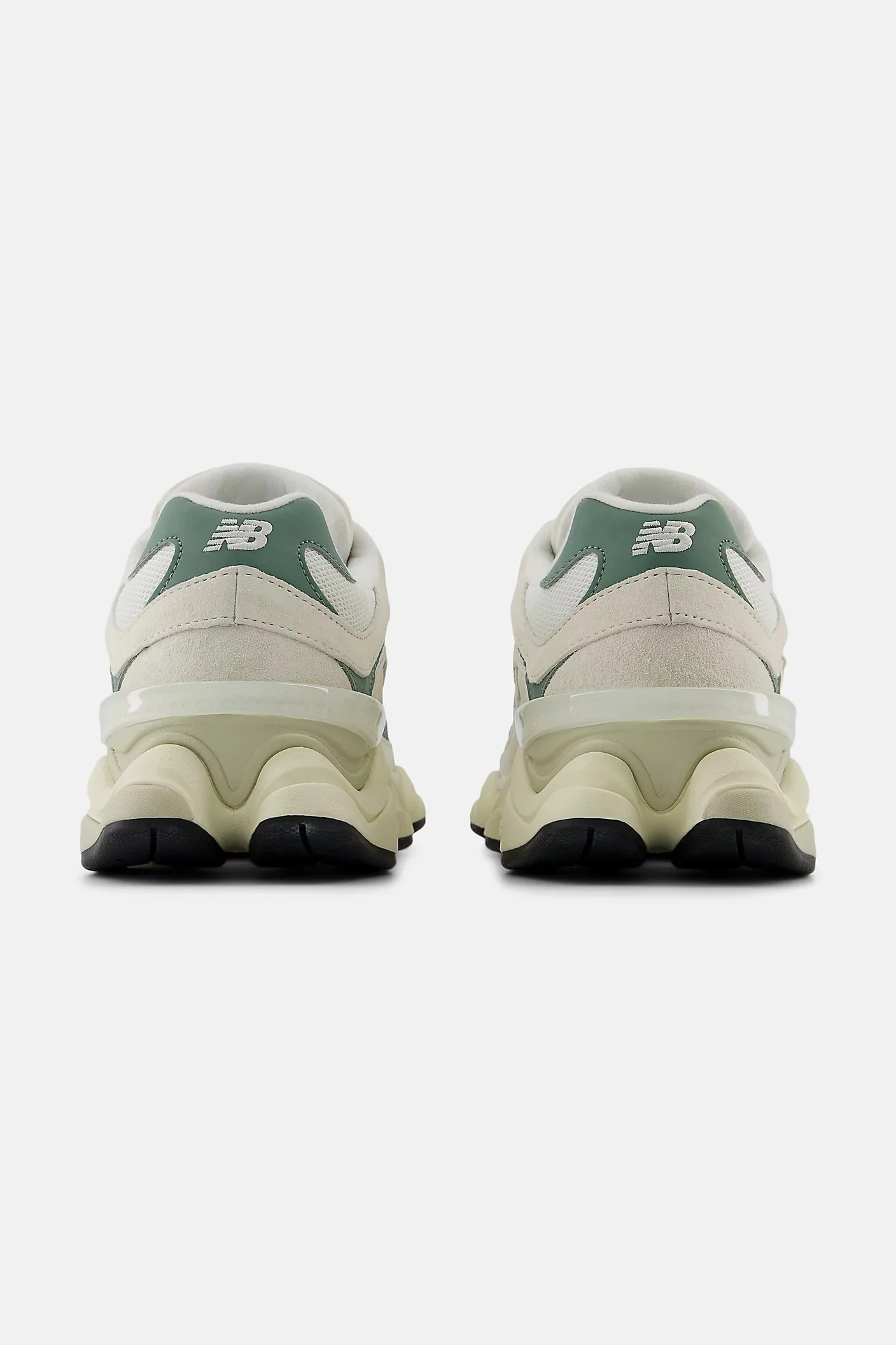 Tenis New Balance 9060 Linen Mujer - Image 4