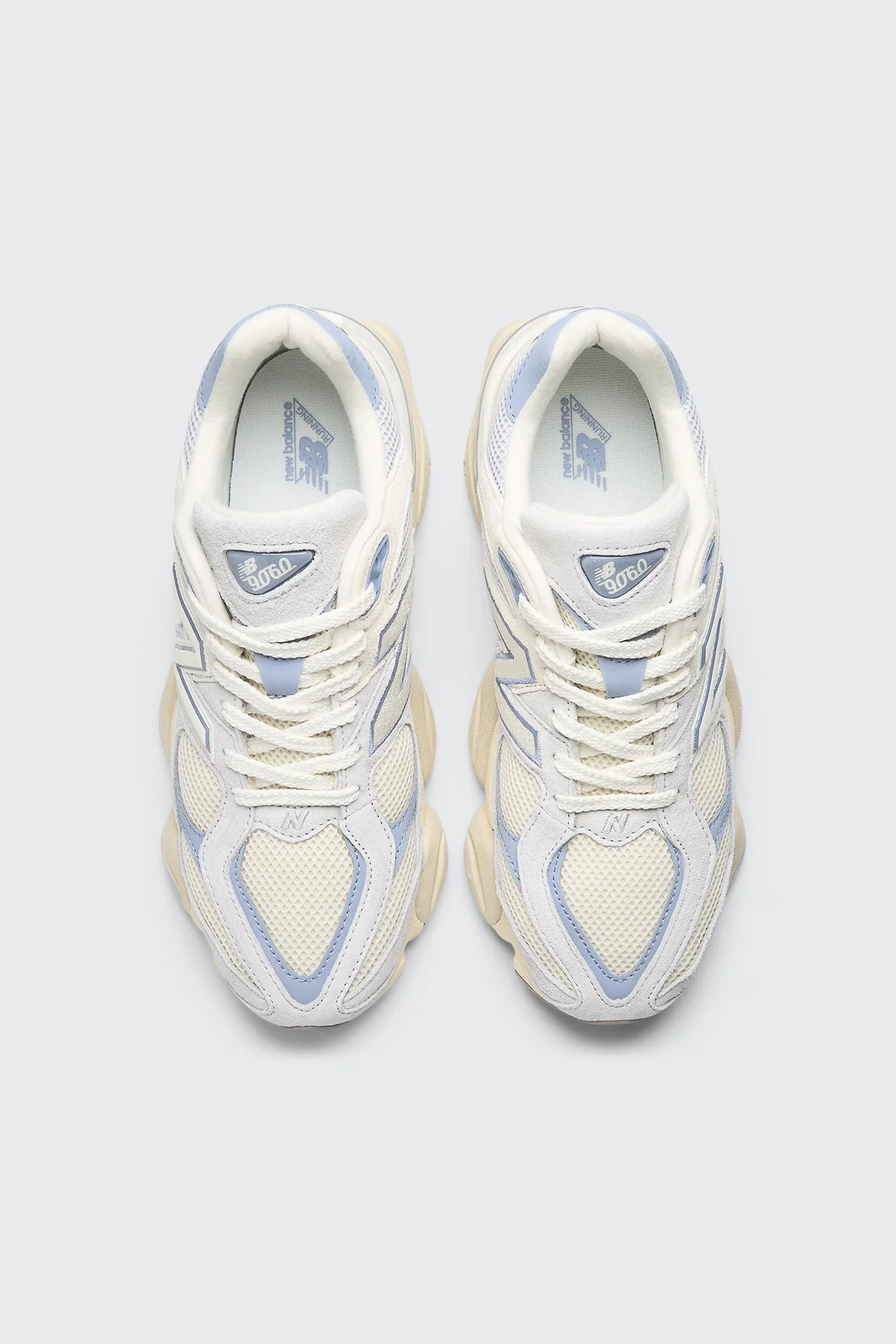 Tenis New Balance 9060 Pearl Grey Mujer - Image 5