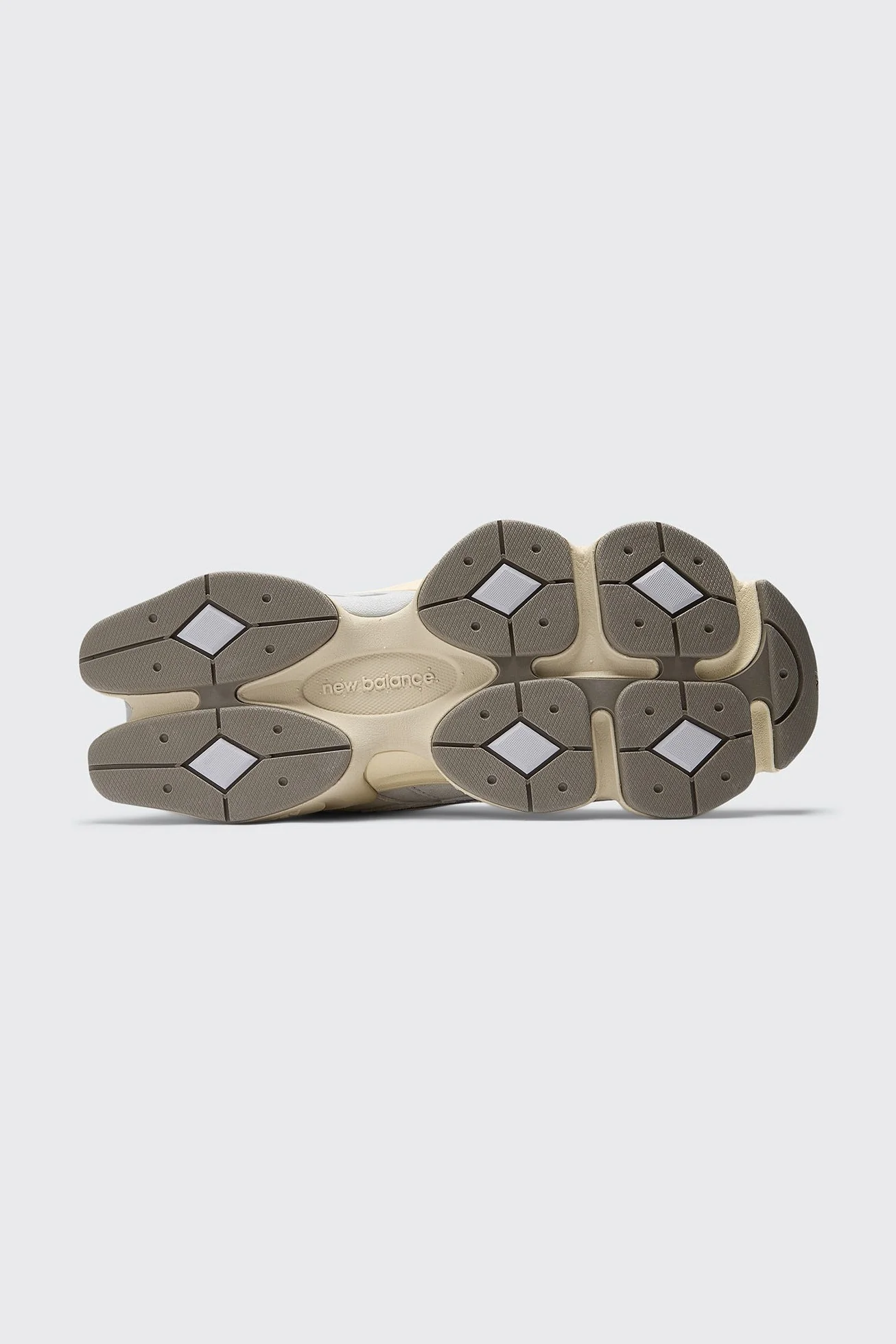 Tenis New Balance 9060 Pearl Grey Mujer - Image 6